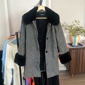 Reformation L Coat
